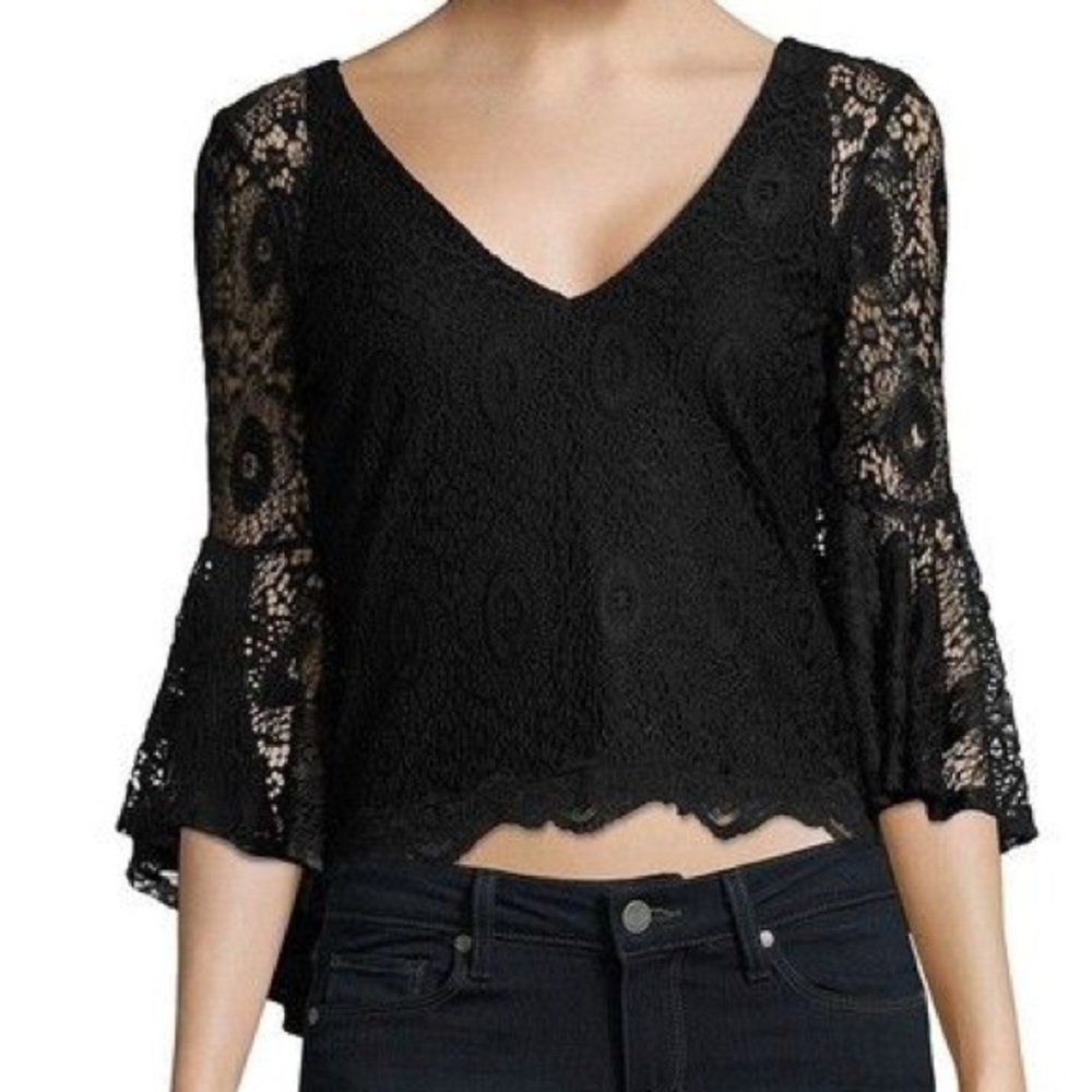Highline Collections black lace top